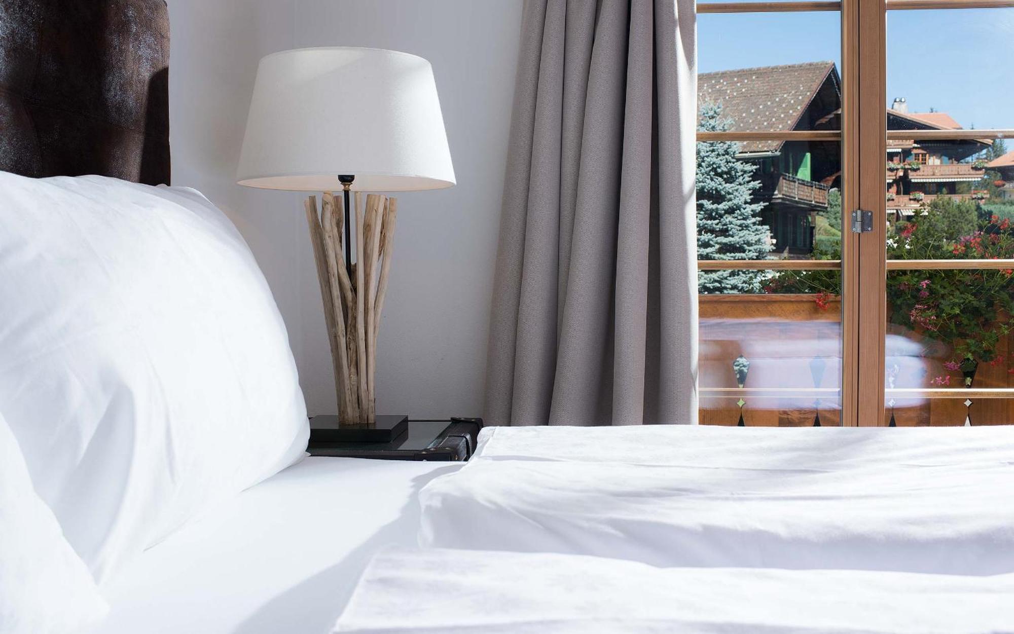 Hotel Des Alpes Superieur กืซตาด์ก ภายนอก รูปภาพ